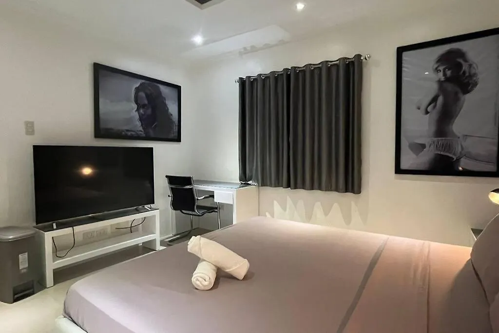 Kandi T2, Breezy 1Br, 9Th Floor. Housekeeping & Netflix! Angeles Apartment
